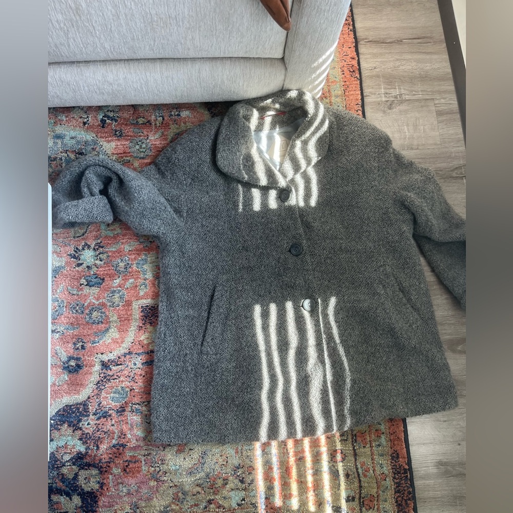 Vintage Vernissage hooded wool jacket. EUC.